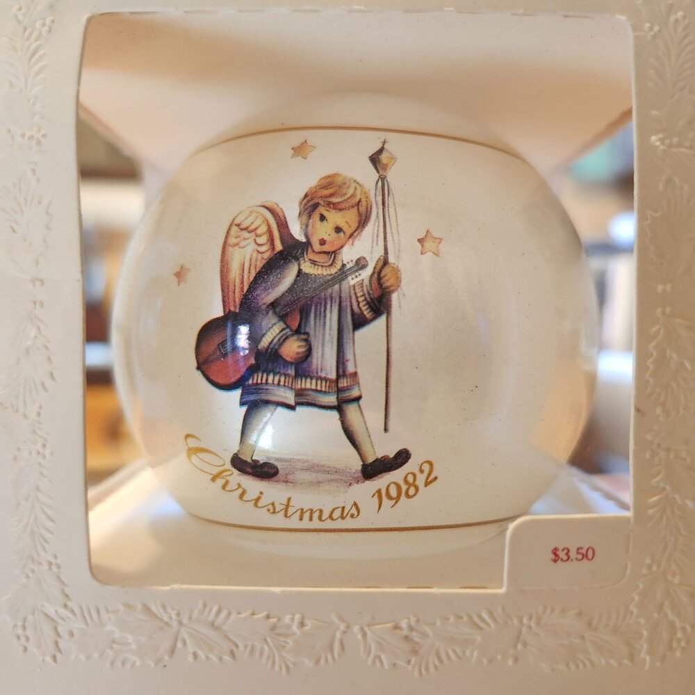 Schmidt "Angelic Procession" Glass Ornament Christmas 1982 Berta Hummel inspired